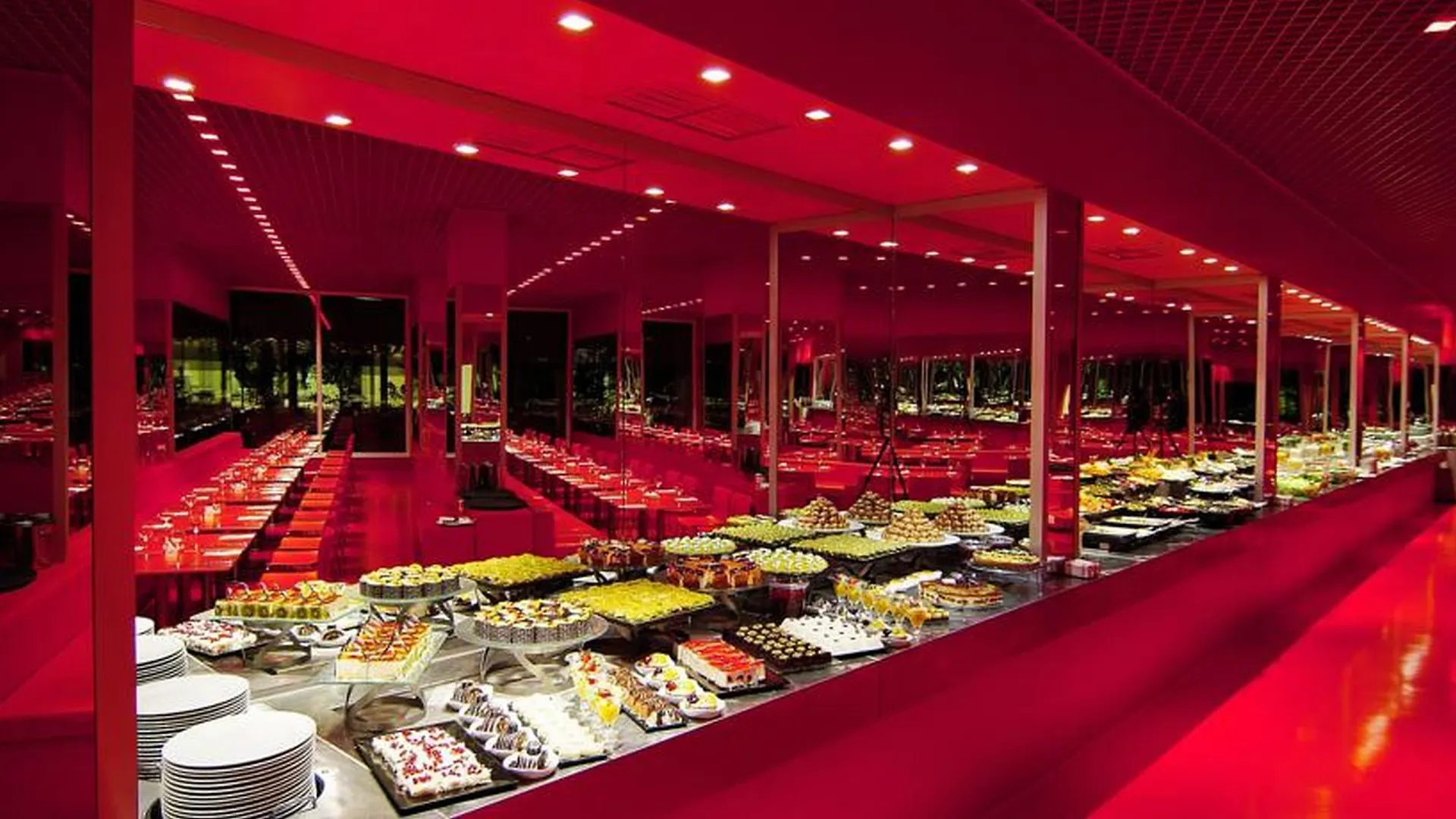 Su Hotel Antalia